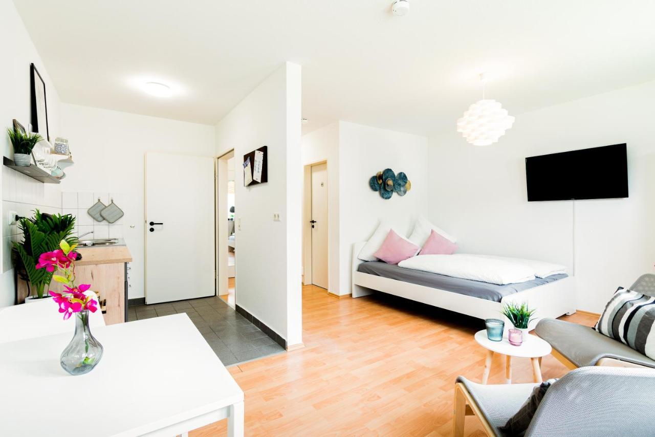 Helles Apartment In Top-Lage Mit Parkplatz Magdebourg Extérieur photo